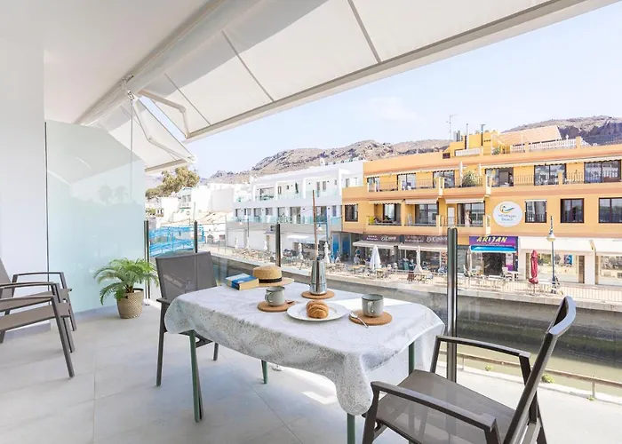 Hd Mogan Canal Apartments